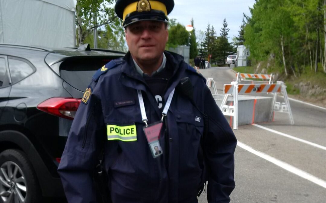 Thank you Roberto Seccareccia for joining in support of Police on Guard for Thee.