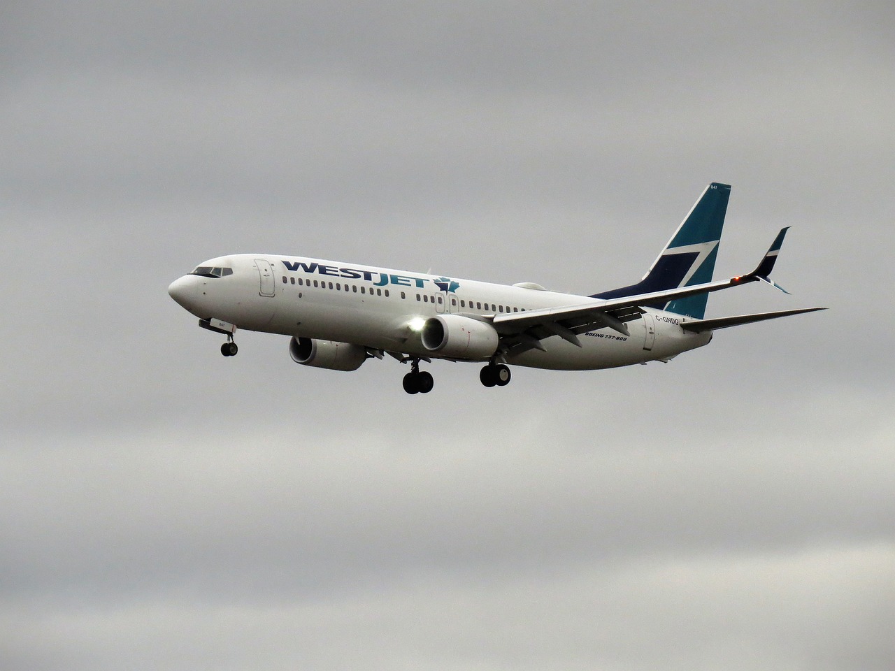 Alberta Court Finds Westjet Employee Wrongfully Terminated Due to Vaccination Status, Based on Religious Grounds
