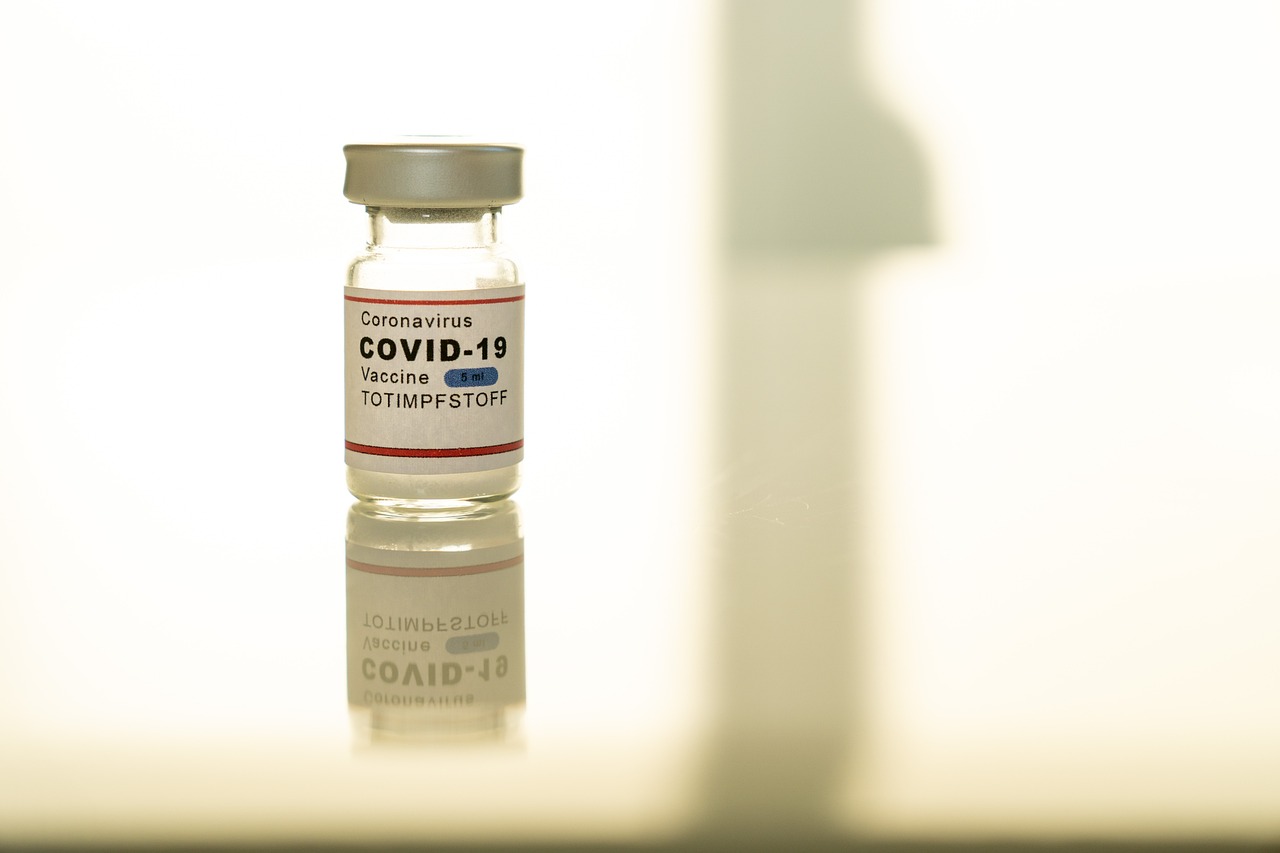 $5,000 Plus Back Pay Ordered for Federal Employee Suspended Over COVID-19 Vaccine Refusal